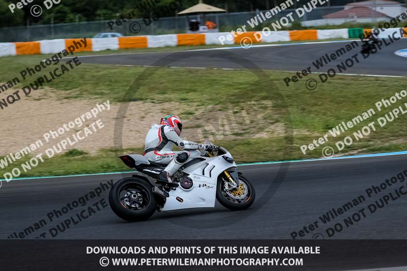 estoril;event digital images;motorbikes;no limits;peter wileman photography;portugal;trackday;trackday digital images